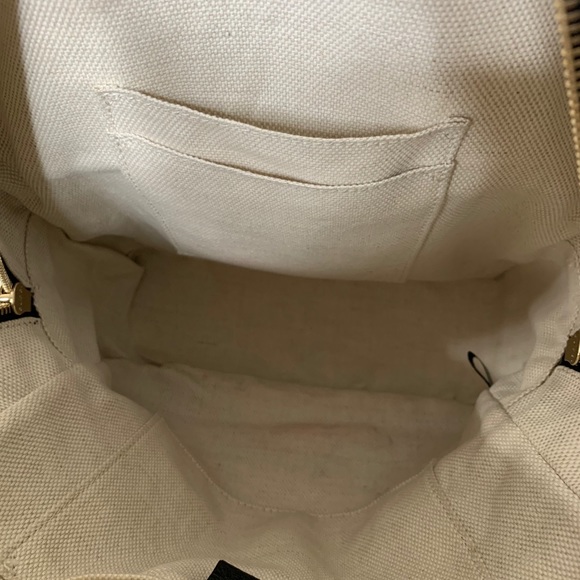 Gucci pebbled calfskin Soho chain backpack - Picture 14 of 16